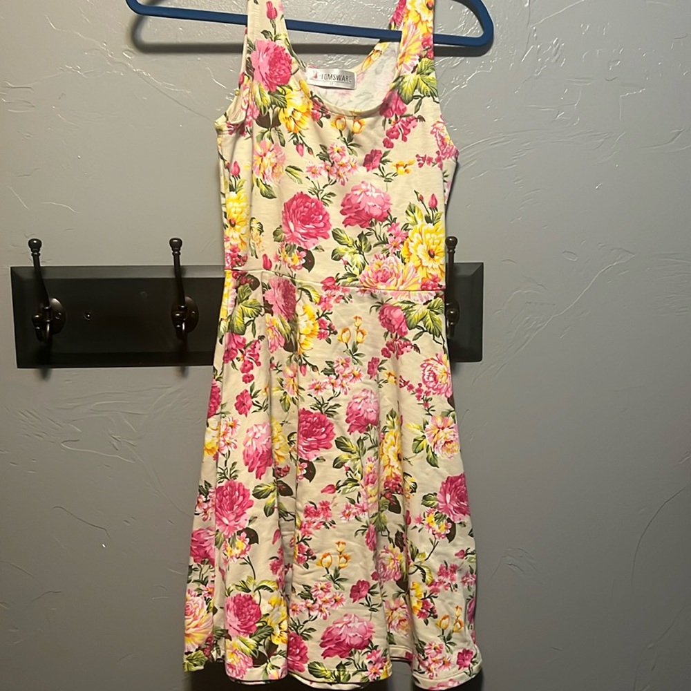 Sun dress with flowers